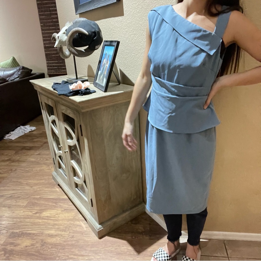 Adrianna PAPELL size 10 formal dress midi length … gorgeous 😘 - Picture 3 of 5